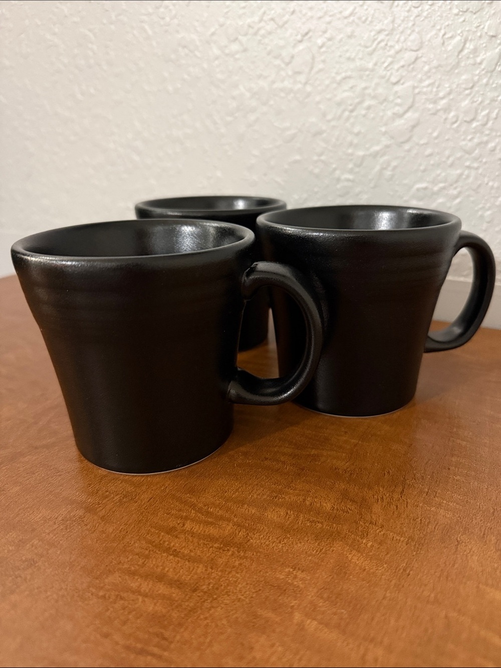 Fiestaware Tapered Mug 15 oz Set of 3. Black heavy duty stoneware